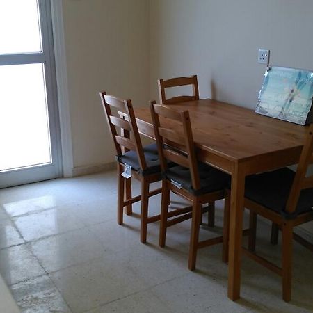 Modern City Center Apt Larnaca Exterior photo