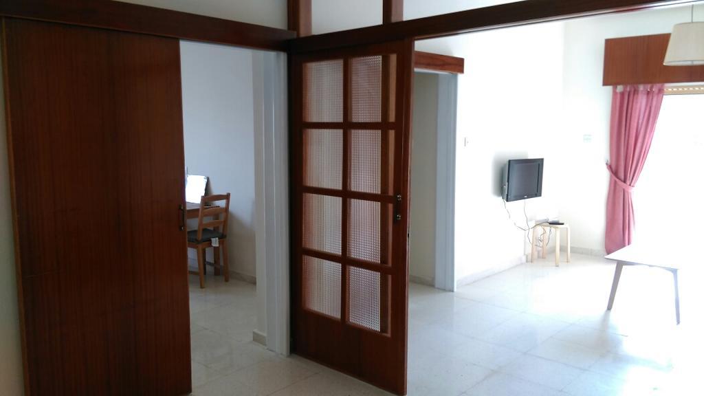 Modern City Center Apt Larnaca Exterior photo